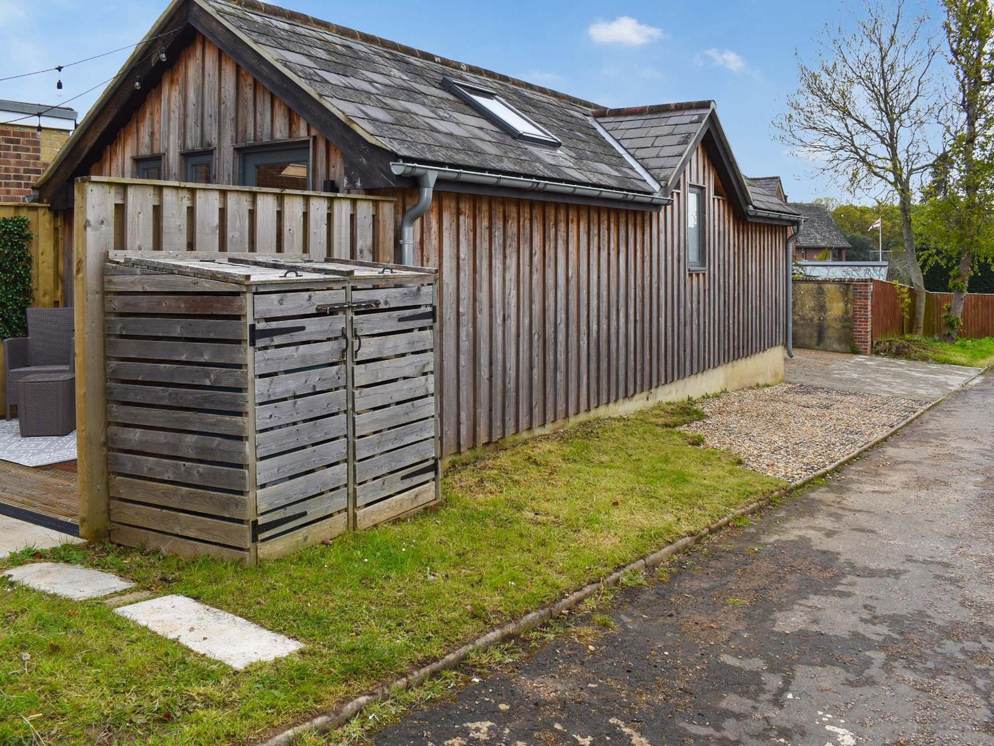 Muriels Lodge Ryde  Exterior photo